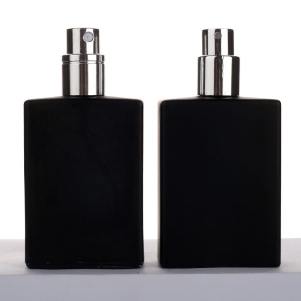 luxury-square-black-50ml-perfume-bottle.